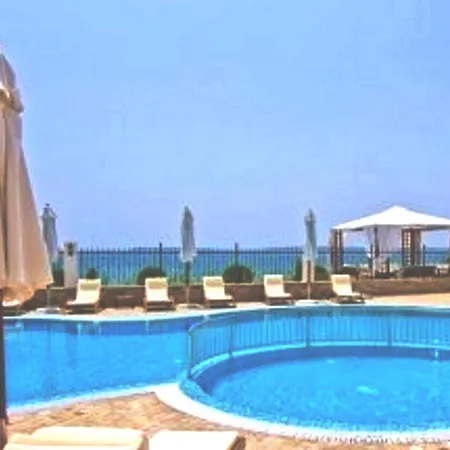 Coastal Dreams Complex